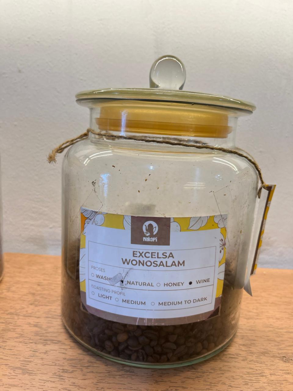 Excelsa Wonosalam Wine